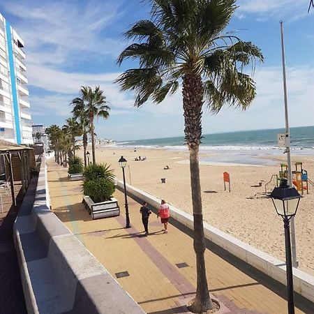 La Costilla Centro Y Playa Рота Екстериор снимка
